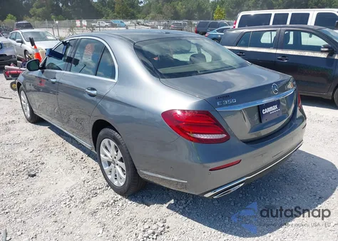 2020 Mercedes-Benz E 350 4Matic z USA, uszkodzony, nr VIN WDDZF8EB2LA713534